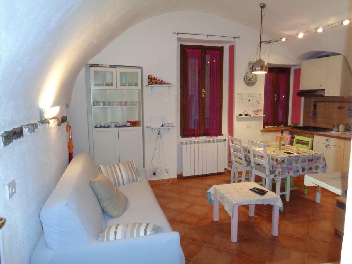 Apartment Medieval Village Isolabona ภายนอก รูปภาพ